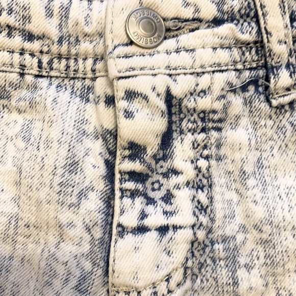 Woman Jean Boho Shorts - Picture 3 of 7